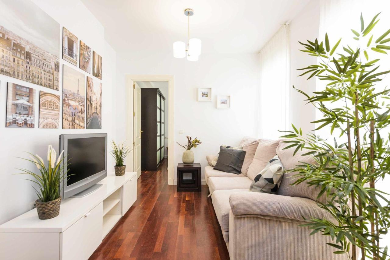 Pineapple Pena 19 Lägenhet Málaga Exteriör bild